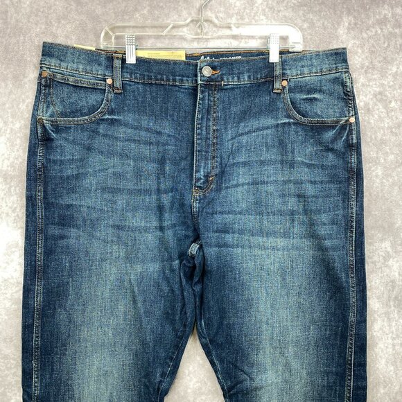 Wrangler Retro  Relaxed Boot Cut Jeans Mens 42x34 Blue Dark Faded Wash New NWT - Picture 3 of 13